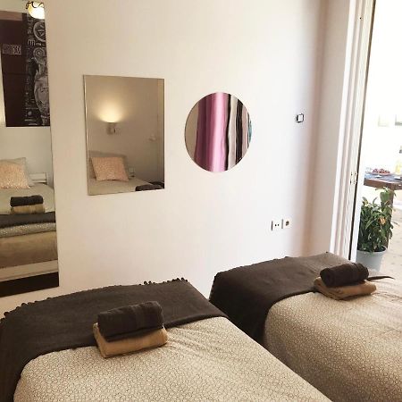 Athens By Foot: Perfect Flat With Terrace Apartment ภายนอก รูปภาพ